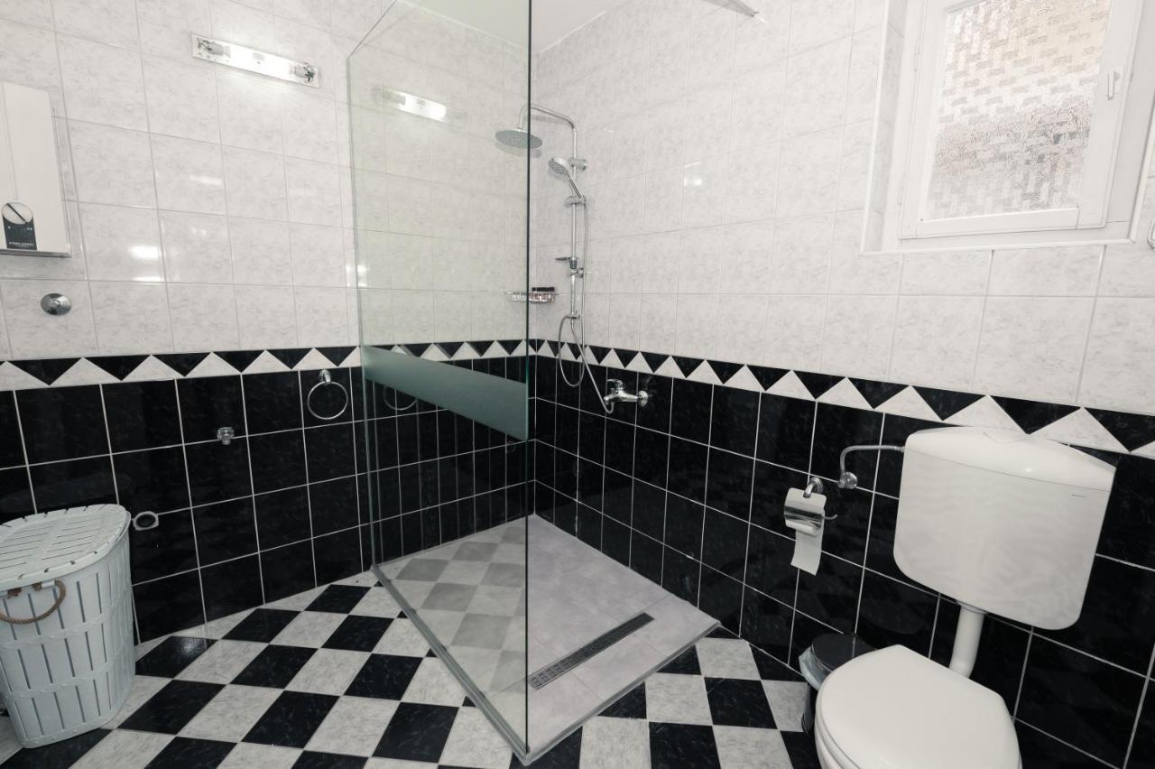 Guest House La Baja Ohrid Luaran gambar