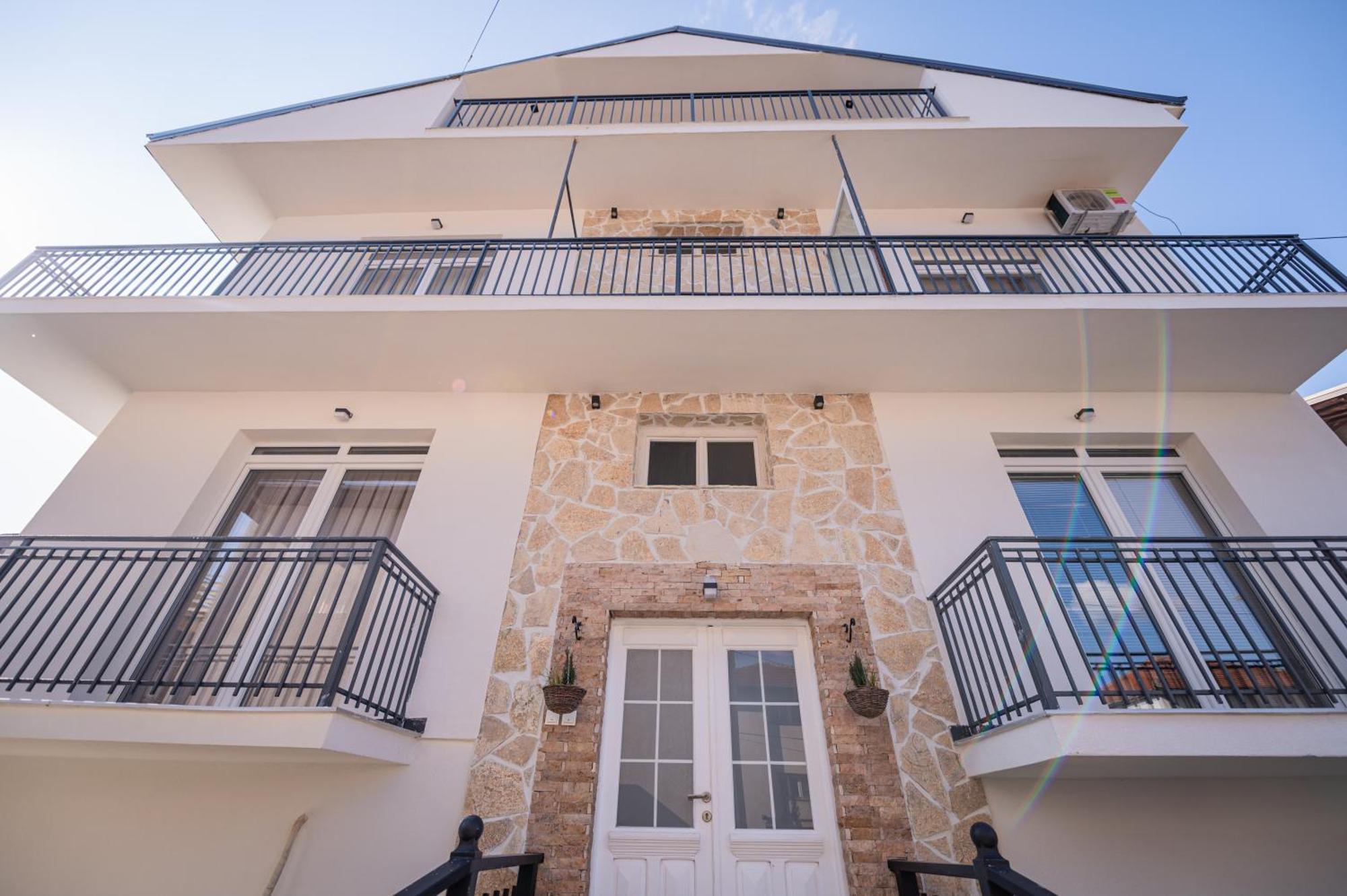 Guest House La Baja Ohrid Luaran gambar